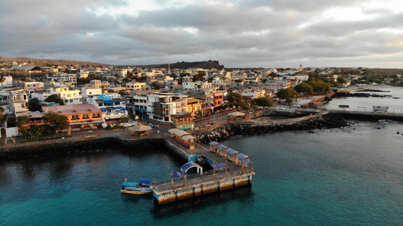 Galapagos Sunset Hotel Puerto Baquerizo Moreno Bagian luar foto