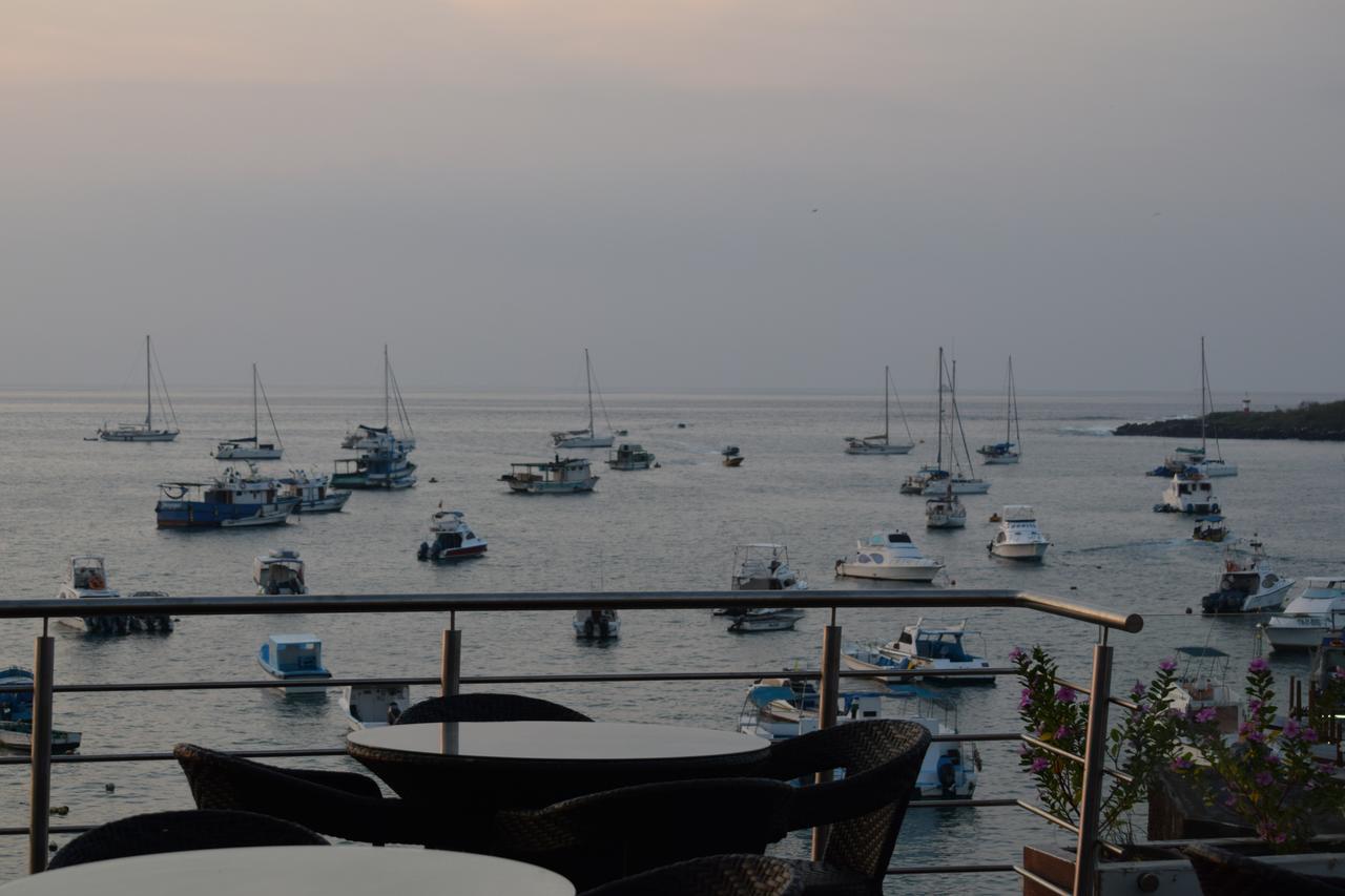 Galapagos Sunset Hotel Puerto Baquerizo Moreno Bagian luar foto